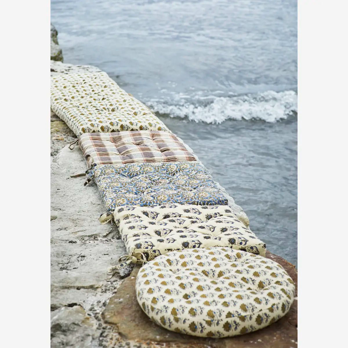 Hynde - Rund (40 cm), Off white/Grøn/Blå/Sort