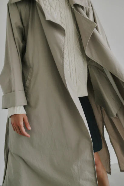 Trenchcoat - Irissa, Feather Grey