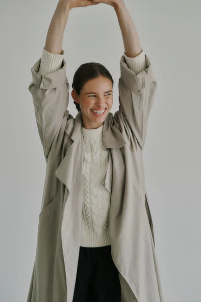 Trenchcoat - Irissa, Feather Grey