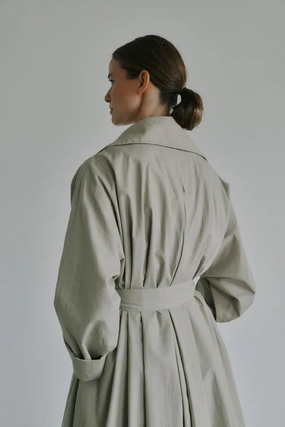 Trenchcoat - Irissa, Feather Grey