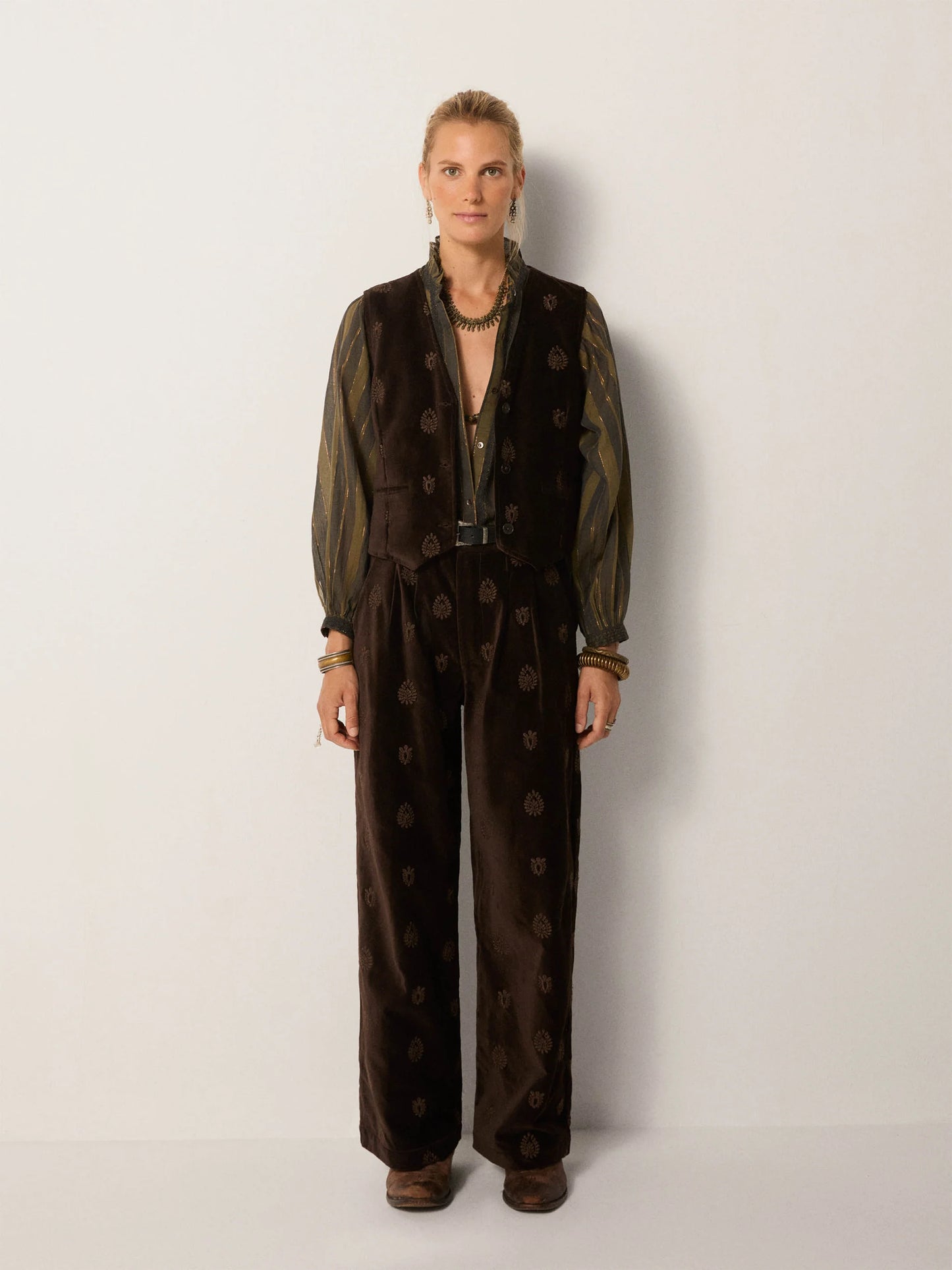 Vest - Kafka, Macchiato