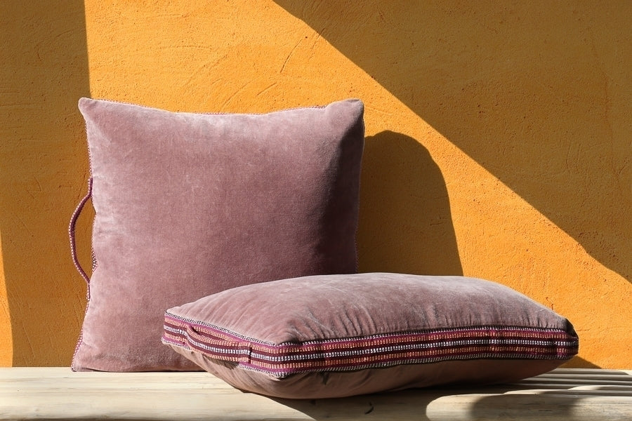 Hynde - (50x50cm) Border, Rose